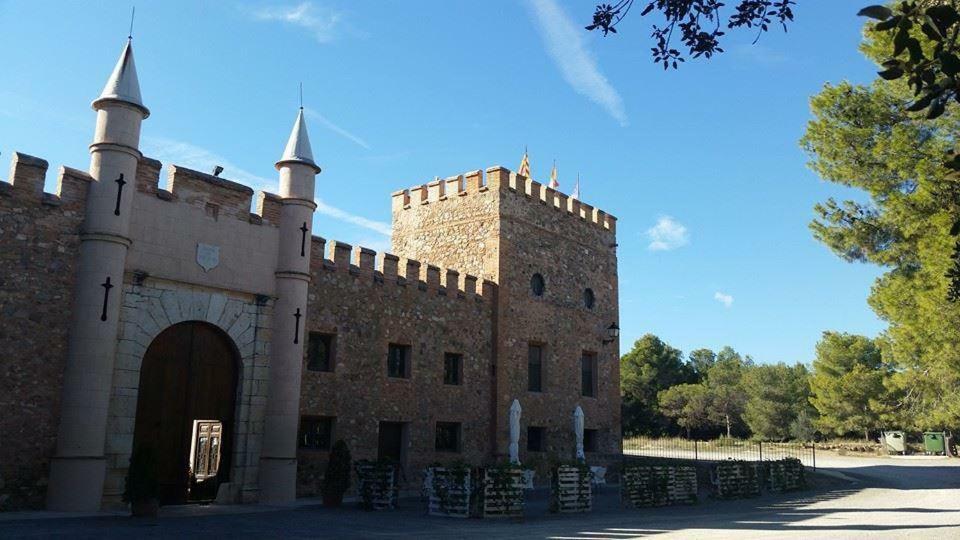 Castillo Con Piscina En Plena Sierra Calderona Segorbe Exterior foto